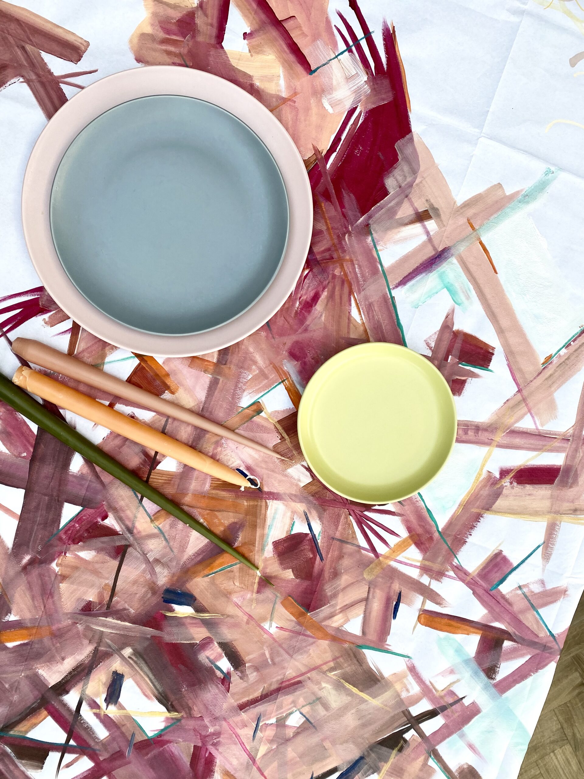Hélène Millot - Tablescape Art